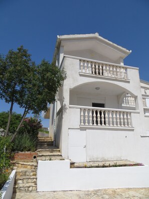 Exterior - Apartments Adriatic (Rogoznica)