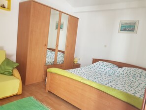 Apartment (A1) | Iron/ironing board, free WiFi - Apartments Adriatic (Rogoznica)