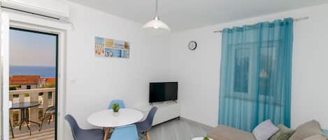 Apartment (A1) | Living room