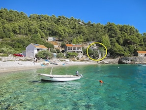 Beach nearby - House Herta (Jelsa)