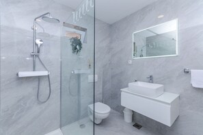 Bathroom - House Herta (Jelsa)