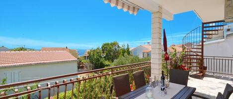 Huoneisto (A1) | Parveke