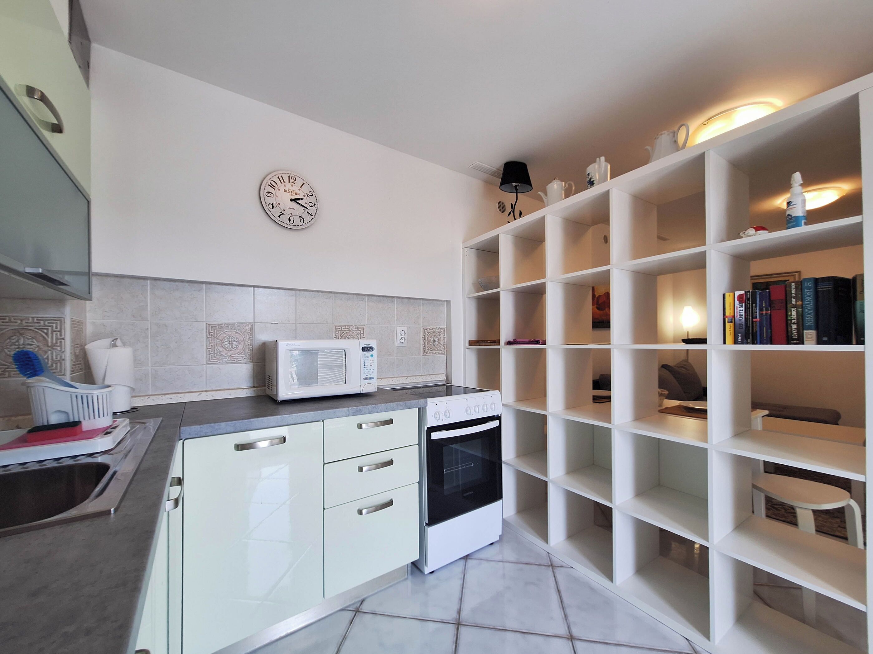 Apartment (A1) | Eigene Küche | Kühlschrank, Herdplatte, Espressomaschine, Wasserkocher