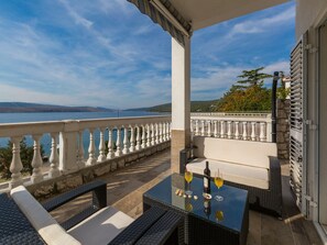 Apartment (A2) | Balkon