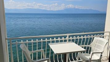 Zimmer (S2) | Speisen im Freien