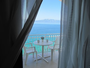 Room (S6) | Water view