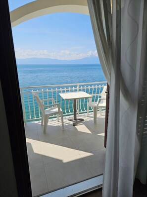 Room (S2) | Interior - Rooms Falcon (Gradac)