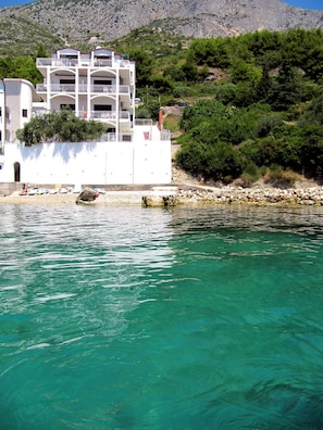 Building design - Rooms Falcon (Gradac)