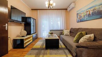 Apartment (A3) | Living room