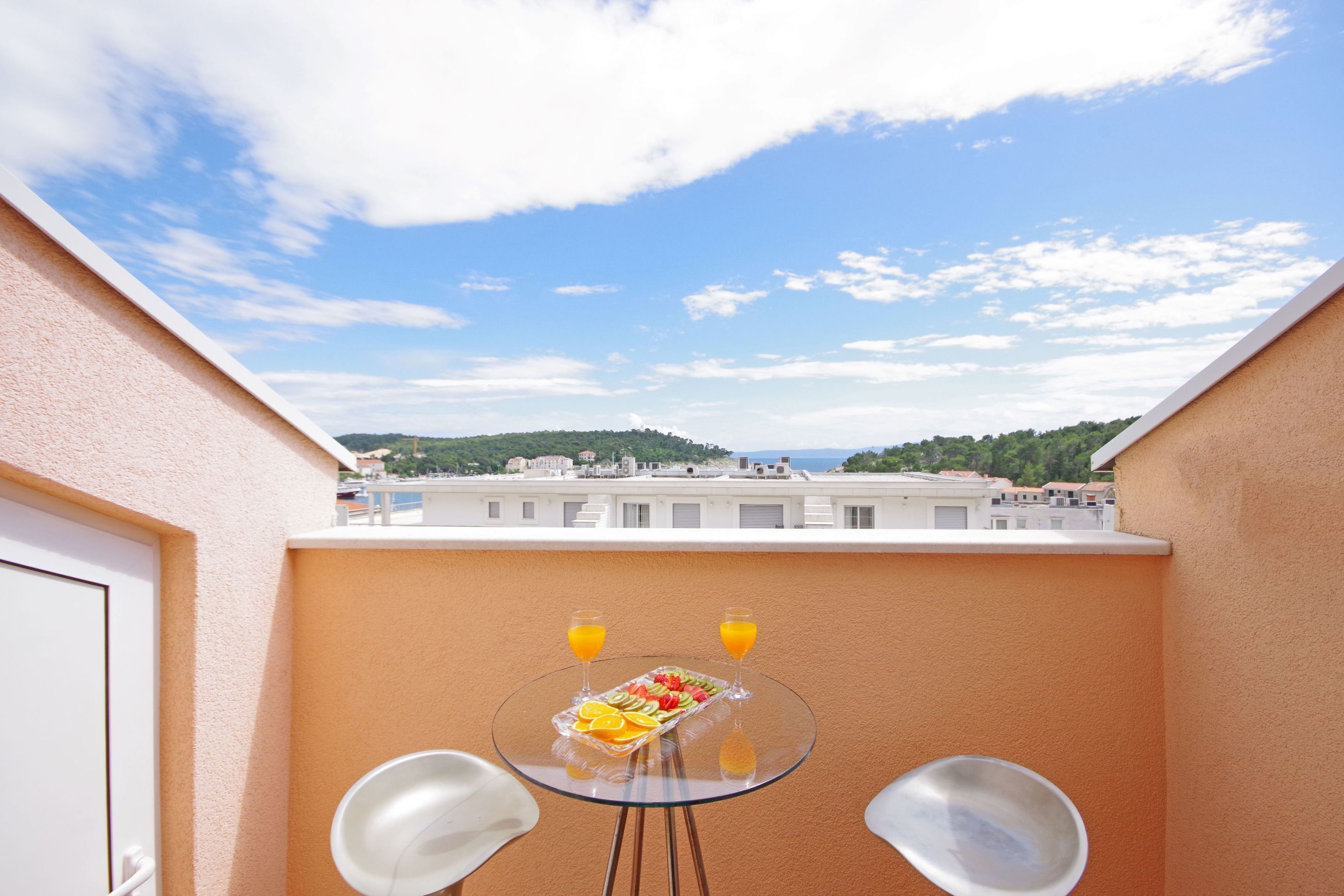 Apartemen (A2) | Balkon