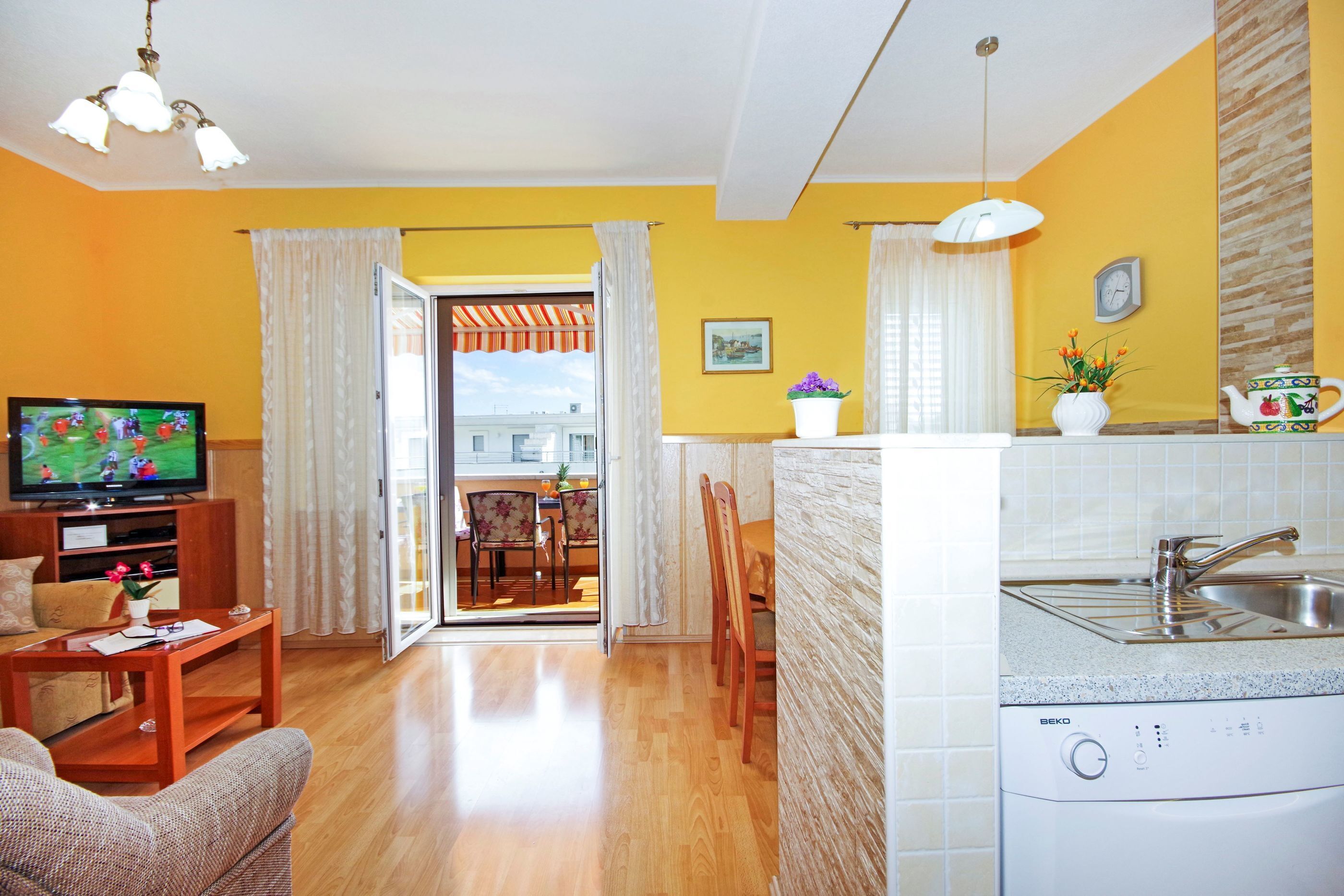 Apartment (A1) | Wohnzimmer | DVD-Player