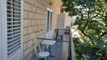 Apartment (A1) | Balcony