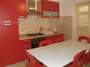 Apartment (A1) | Private kitchen - Apartment Ivana B (Primosten)