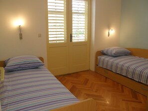 Apartment (A1) - Apartment Ivana B (Primosten)