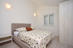 Apartment (A1) - Apartment Lily With Pool Srima (Vodice)