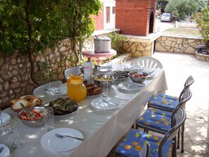 Outdoor dining - Apartments Barac (Marina)