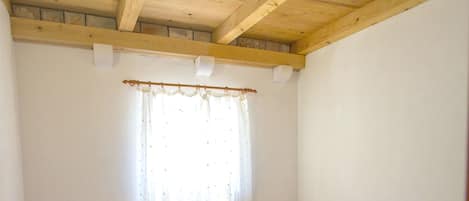 Apartment (A2)