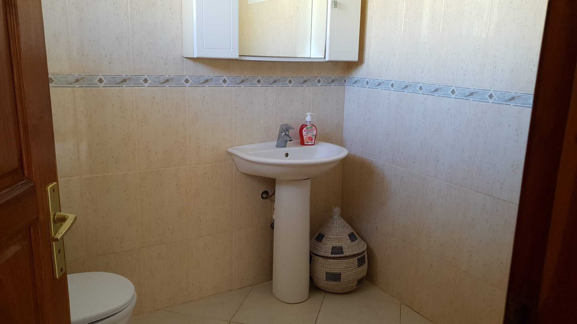 Shower, bidet, towels, soap