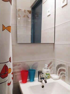 Apartment (A1) | Bathroom | Shower - Apartment Nature (Omis)