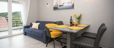 Apartment (A1) | Living room