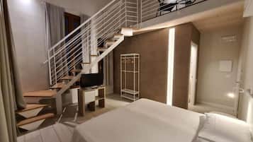 Bureau, espace de travail pour ordinateur portable