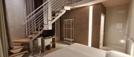 Bureau, espace de travail pour ordinateurs portables