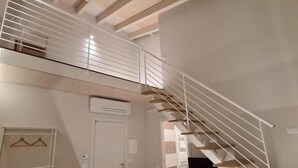 Comfort Double or Twin Room, Courtyard View (2)