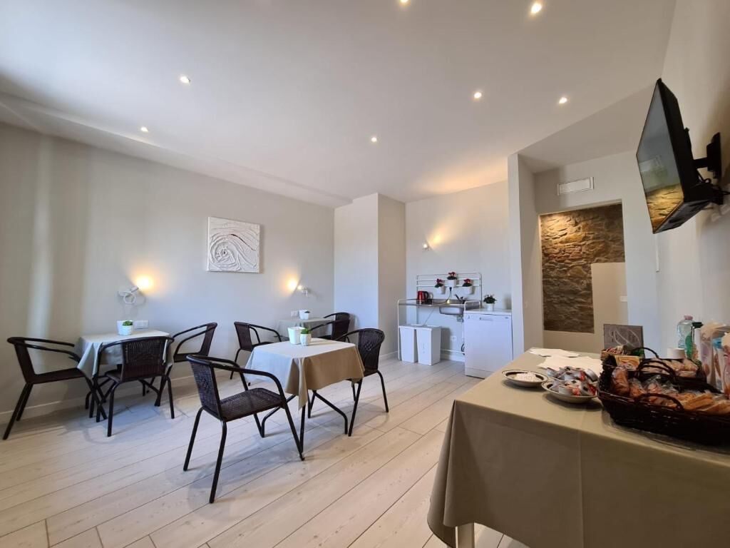 Colazione a buffet inclusa, servita tutte le mattine 