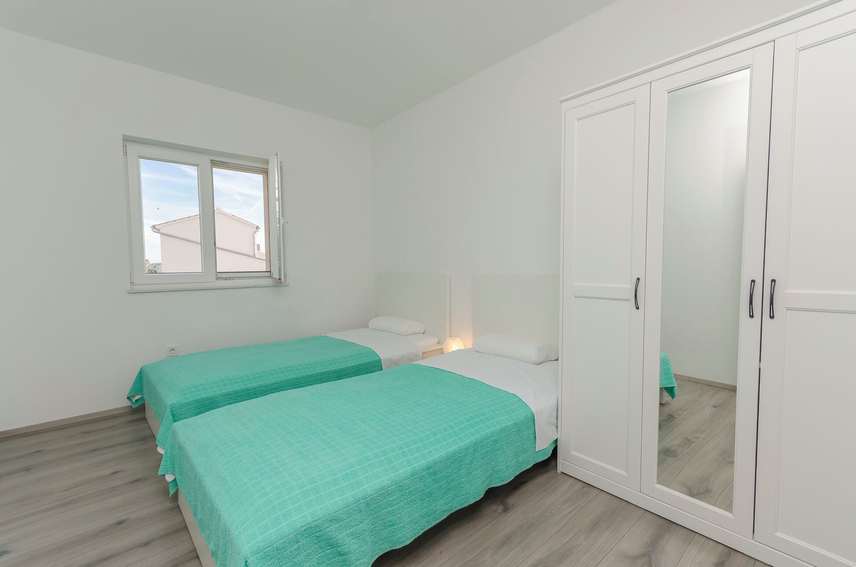 アパートメント (A4) | アイロン / アイロン台、WiFi (無料)