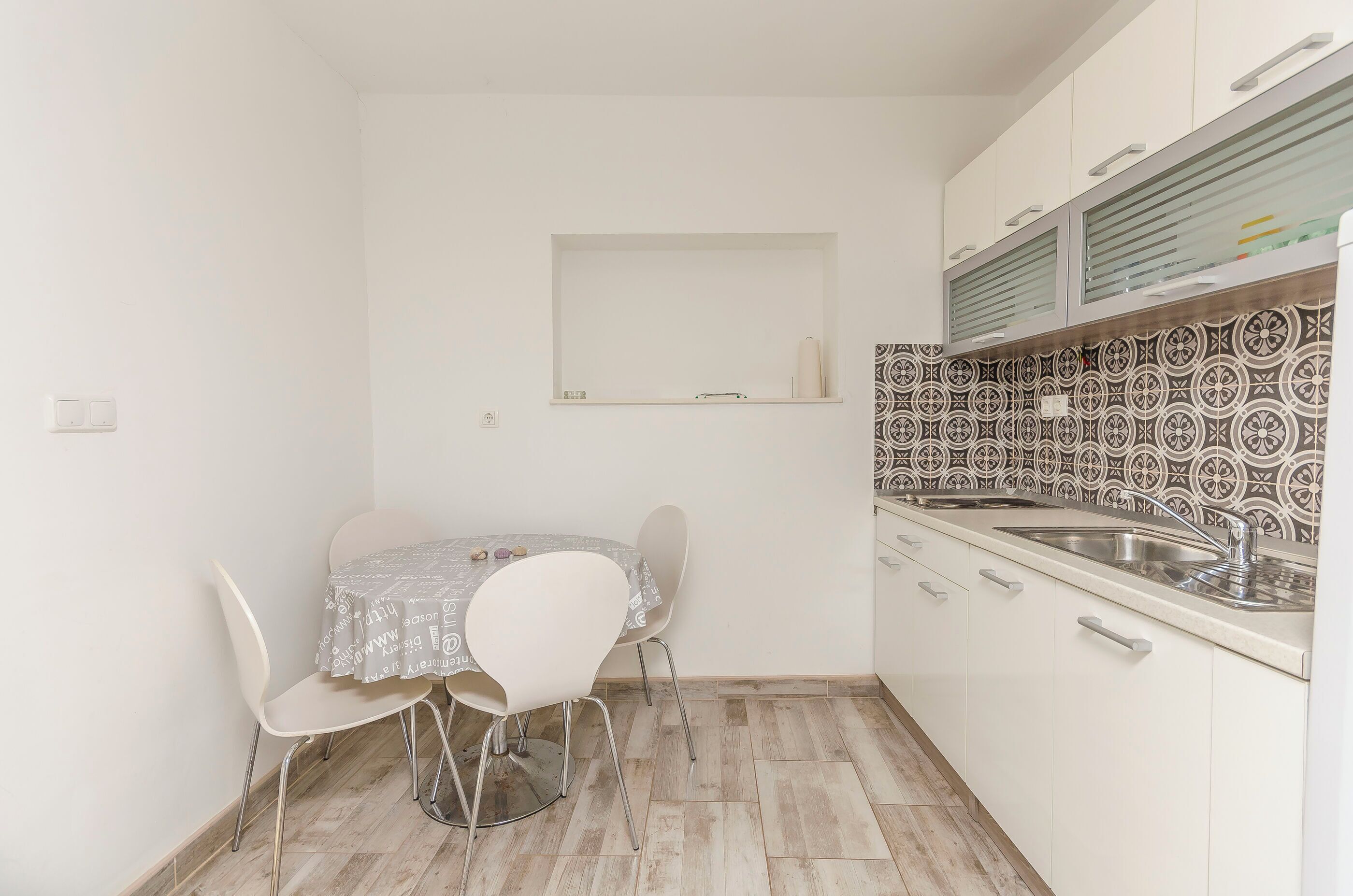 Appartement (A1) | Cuisine privée | Réfrigérateur, surface de cuisson, bouilloire électrique, grille-pain