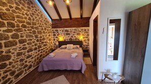 House | Iron/ironing board, free WiFi - House Ante (Starigrad)