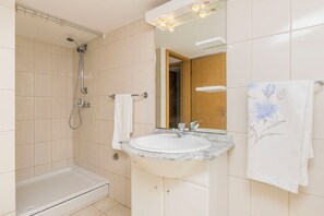 Apartment (A4) | Bathroom - Apartments Dragica (Okrug)