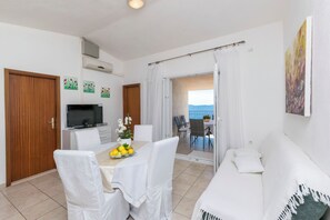 Apartment (A1) | Living room - Apartments Dragica (Okrug)