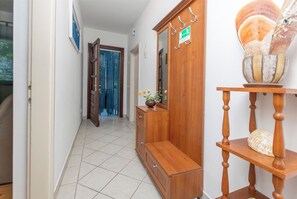 House | Hallway - House Ivan (Blato)