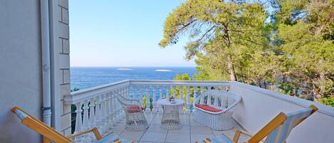 วิวริมน้ำ