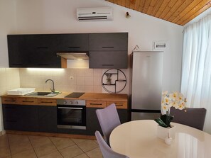 Apartment (A3) | Private kitchen - Apartments Eastern Paradise (Bol)