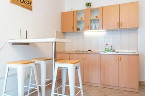 Apartment (A2) | Private kitchen - Apartments Eastern Paradise (Bol)