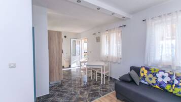 Apartment (A1) | Living room