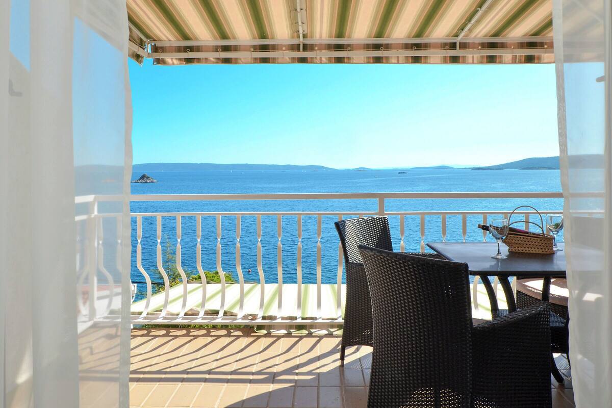 Apartment (A1) | Water view