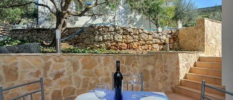 Studio (A2) | Vue sur le jardin