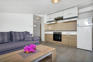 Apartment (A9) | Living room - Apartments Igor (Jelsa)