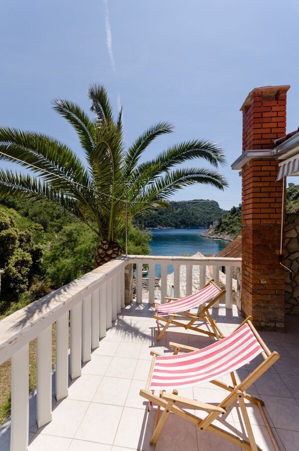 House | Water view - House Ancica (Solta)