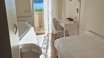 In-room safe, iron/ironing board, free WiFi