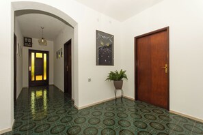 Apartment (A1) | Interior entrance - Apartment Lorenzo (Seget)