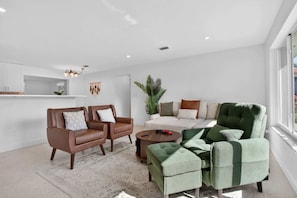 House, Multiple Beds, Pool Access, Garden View (Evergreen Retreat) | Living area - Evergreen Retreat Home for 7 (Oakland Park)
