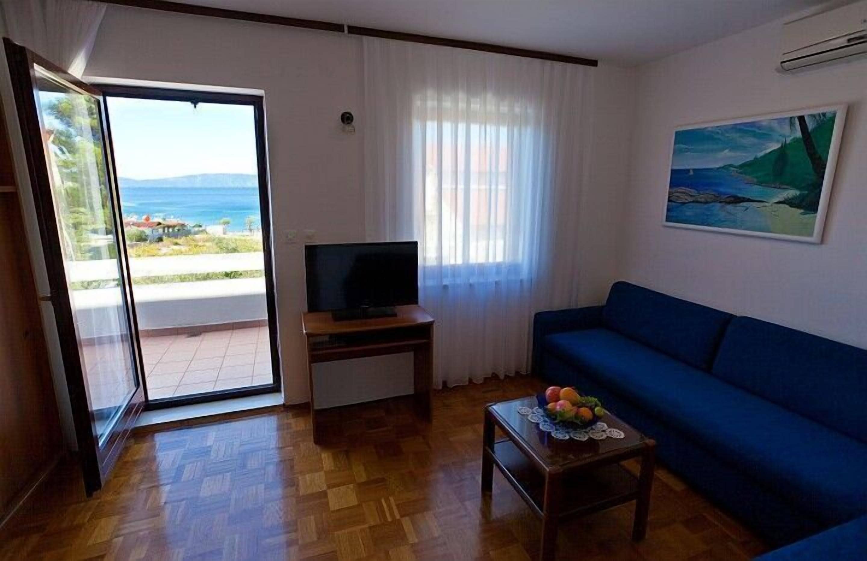 Apartment (A1) | Living room