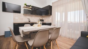 Ảnh chưa phân loại, 5 trong số 41 ảnh, nút