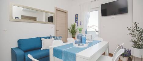 Apartment (A2) | Interior