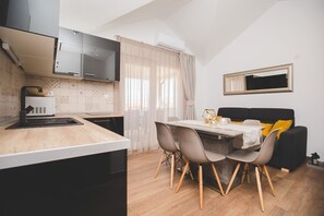 Apartment (A1) | Living room - Apartments Salsa (Supetar)