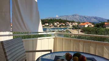Apartment (A3) | Water view